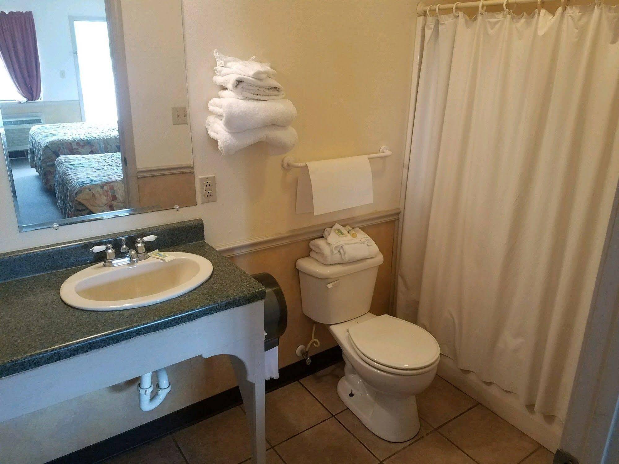 Traveler'S Choice Motel Shoreline Park Extérieur photo